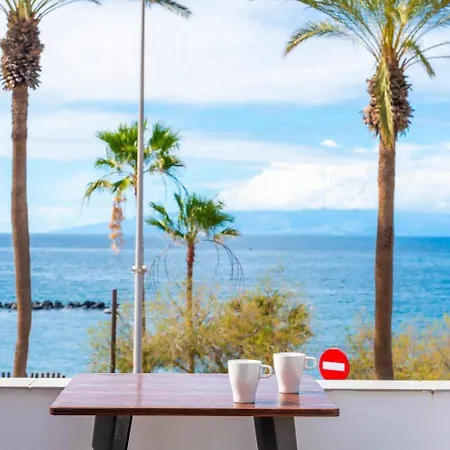 Frente Al Mar Con Gran Terraza * Playa de las Americas (Tenerife)